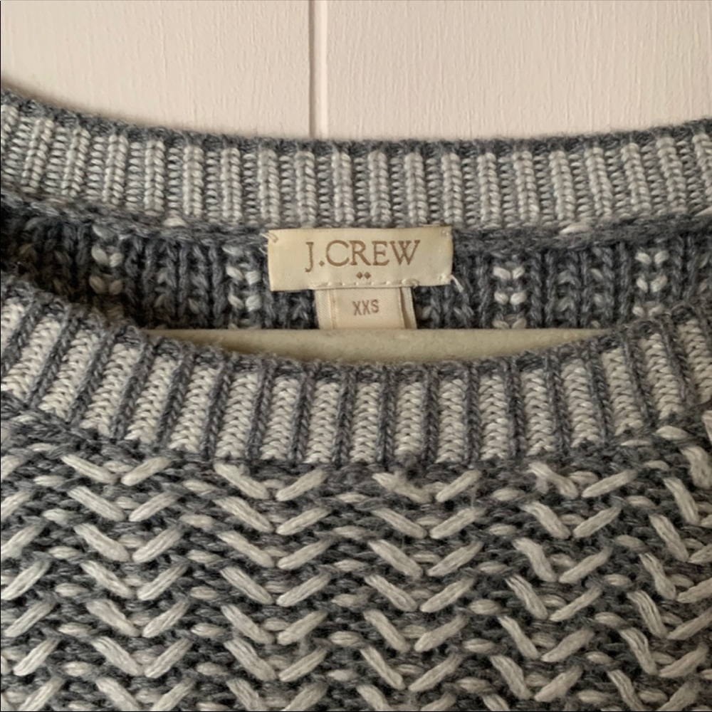 J.CREW | Grey & White Chevron Knit Sweater - Picture 3 of 3